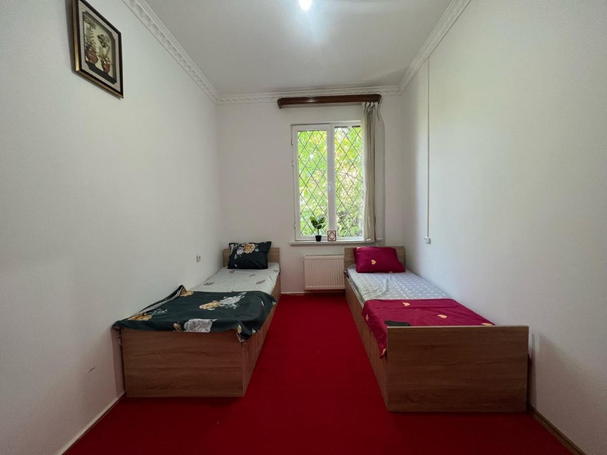Royal Hostel Tiflis Dış mekan fotoğraf